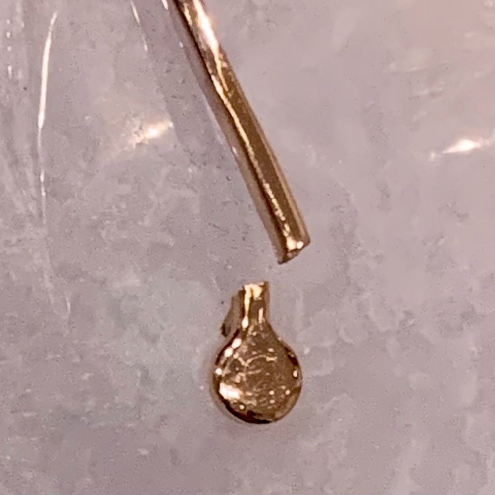 Lavender/Blue Jade Poppy Enhancer with White Gold & Diamonds for Necklace - Picture 4 of 10